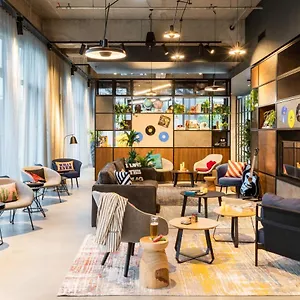https://moxy-berlin-airport.find-berlin-hotels.com